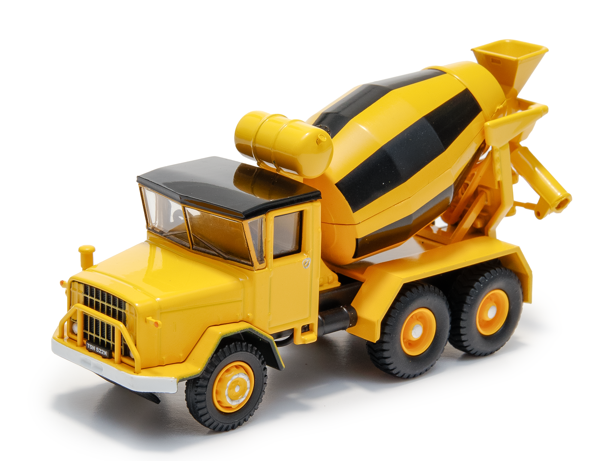 AEC 690 Cement Mixer yellow - 1:76 Scale