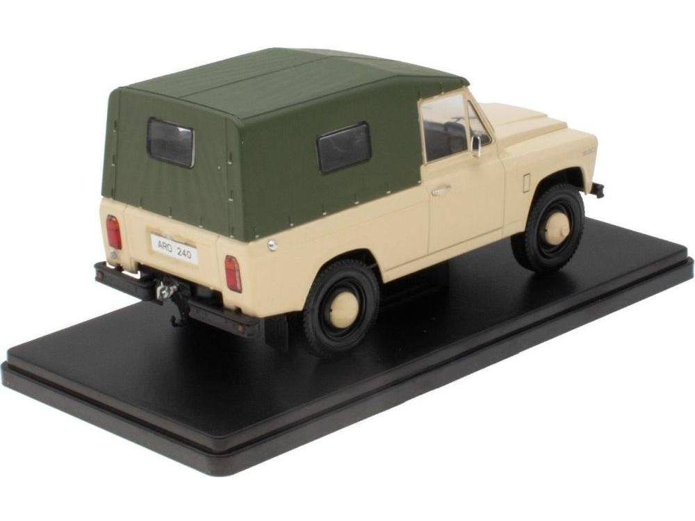 ARO 2401978 Sand/Green canvas top 1:24 Scale Unbranded Diecast Model Pickup-Unbranded-Diecast Model Centre