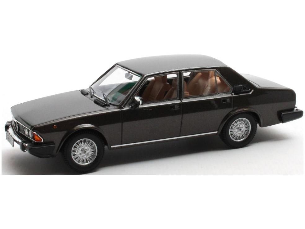 Alfa Romeo Alfa 6 2.5 (T119) Bronze 1979 1:43 Scale Matrix Resin Model Car-Matrix-Diecast Model Centre