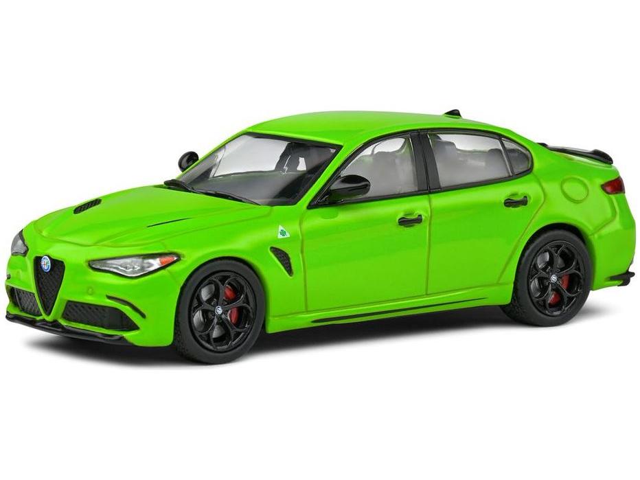 Alfa Romeo Giulia Quadrifoglio 2020 Green 2020 1:43 Scale Solido Diecast Model-Solido-Diecast Model Centre