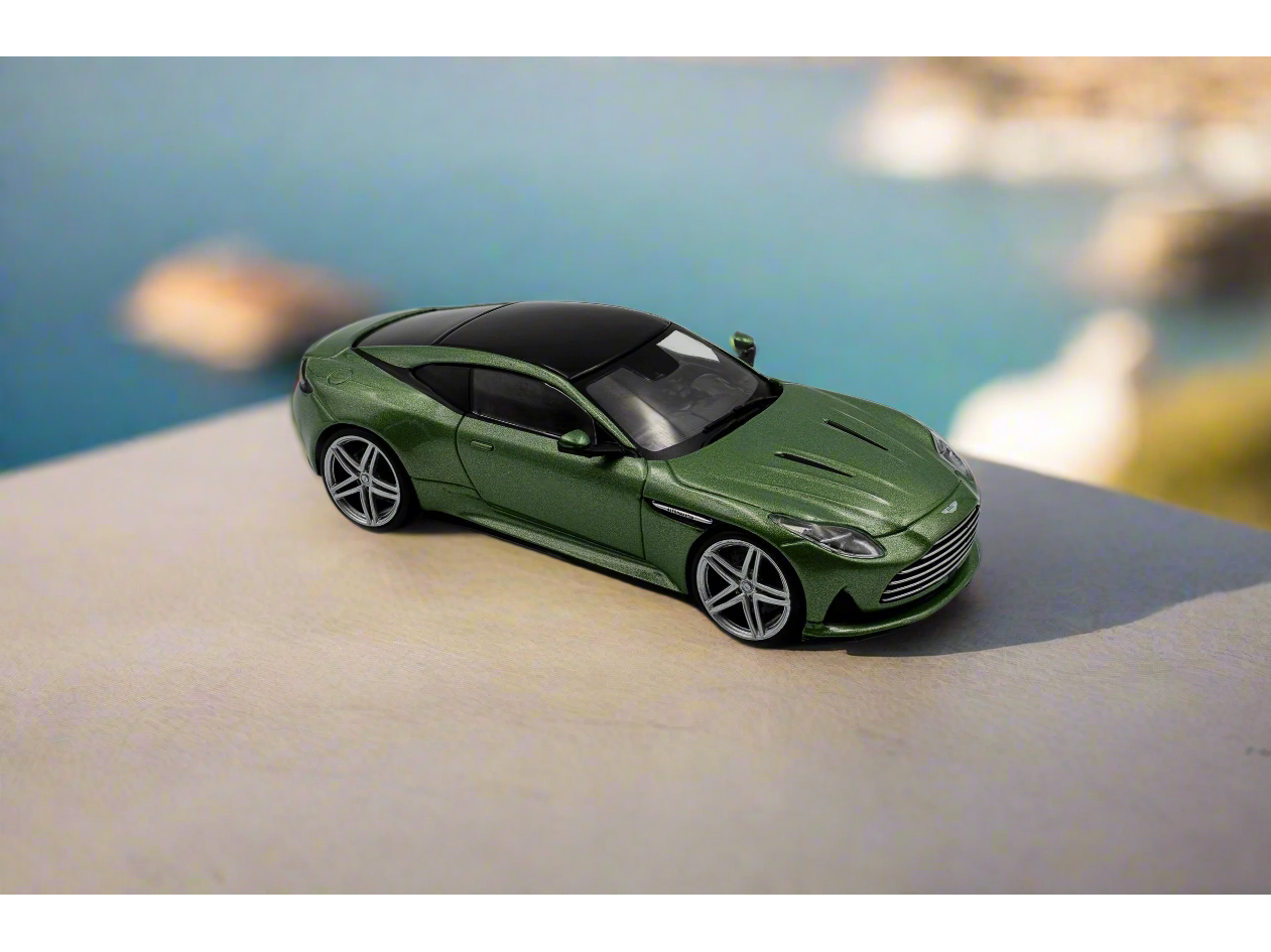 Diecast model cars Aston Martin DB5 1/43 Solido Vantage blue foncé 1964 - Alldie
