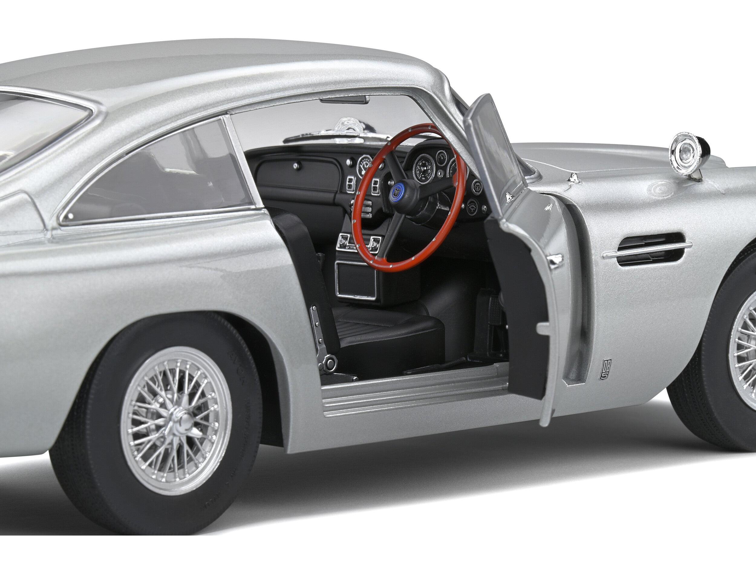 Aston Martin DB5 1964 Silver Birch 1:18 Scale Solido Diecast Model
