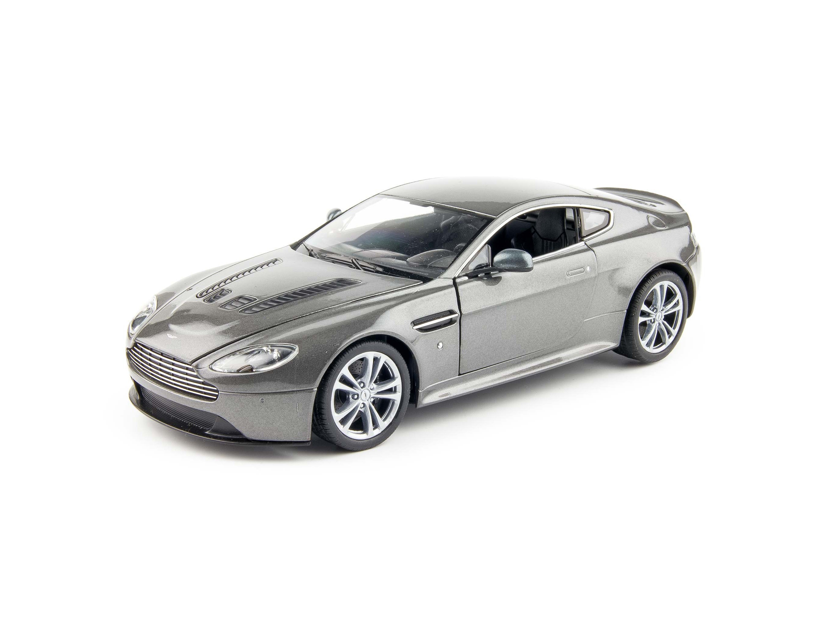 Aston Martin V12 Vantage silver 1:24 Scale