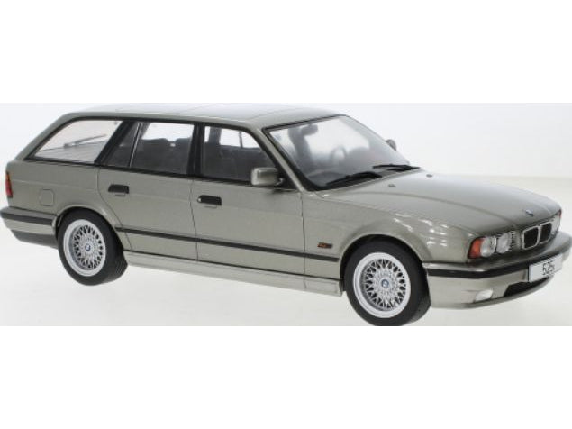 BMW 5 series (E34) Touring 1991 grey metallic 1:18 Scale