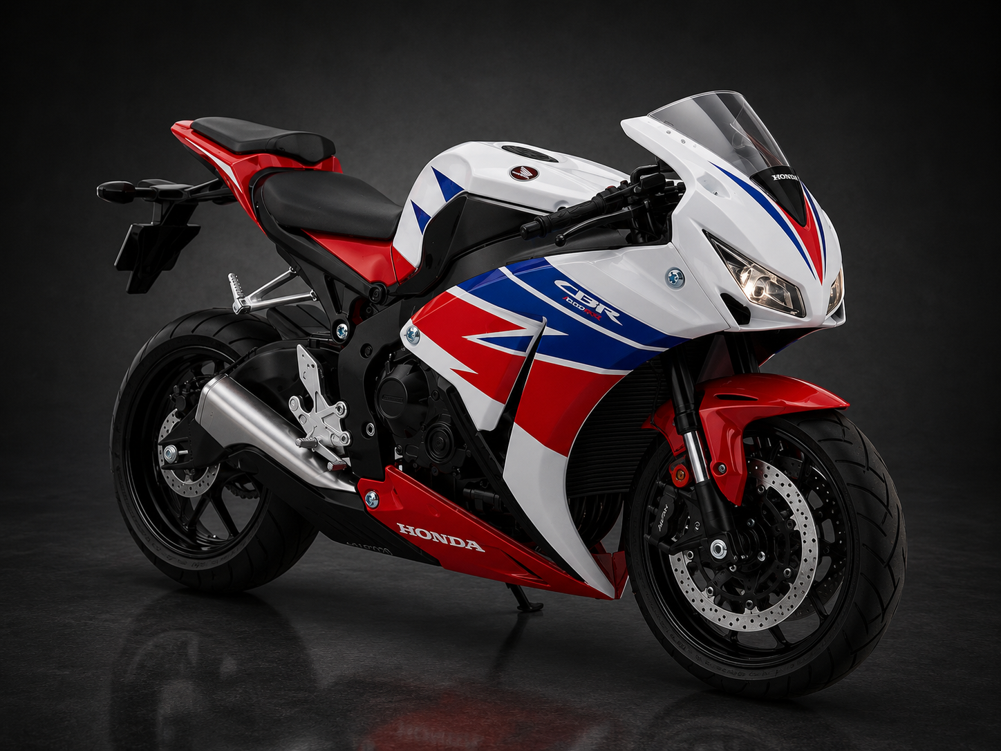 Moto Honda CBR1000RR blanche/rouge/bleue, modèle réduit à l'échelle 1:12