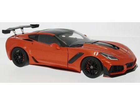 Chevrolet Corvette ZR1 Orange/Black 2019 1:18 Scale Diecast Car – IXO-IXO-Diecast Model Centre