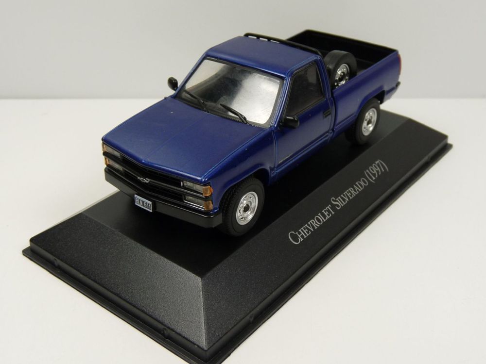 Chevrolet Silverado 1997 Anos 80/90 (Argentina Spec.) 1:43 Scale Diecast Model-Unbranded-Diecast Model Centre