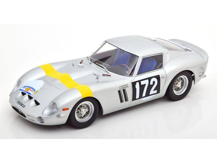 PLAYMOBIL Collector Cars – Ferrari 250 GTO – Modèle Réduit 15 Cm Avec Figurine – Toit Ouvrant – Cadeau Pour Fans De Voitures Et Collectionneurs – Dès 4 Ans – 71856