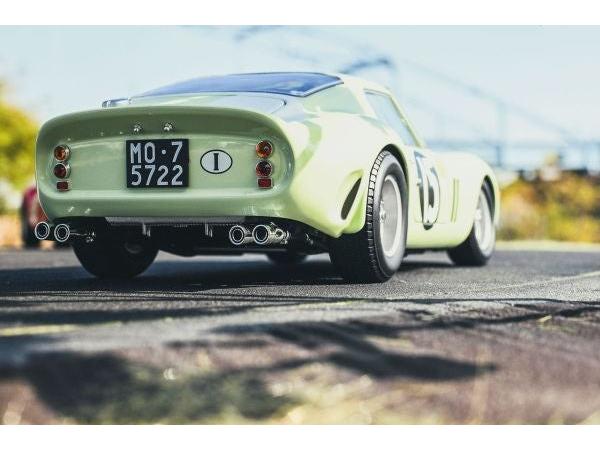 Ferrari 250 GTO Sebring 1st GT 3.0 1962 #24 1:18 Scale Diecast Model Car – Kyosho-Kyosho-Diecast Model Centre