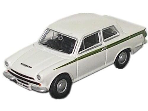 Ford Cortina MK1 Ermine White/Green 1:76 Scale Diecast Car – Oxford Diecast-Oxford Diecast-Diecast Model Centre