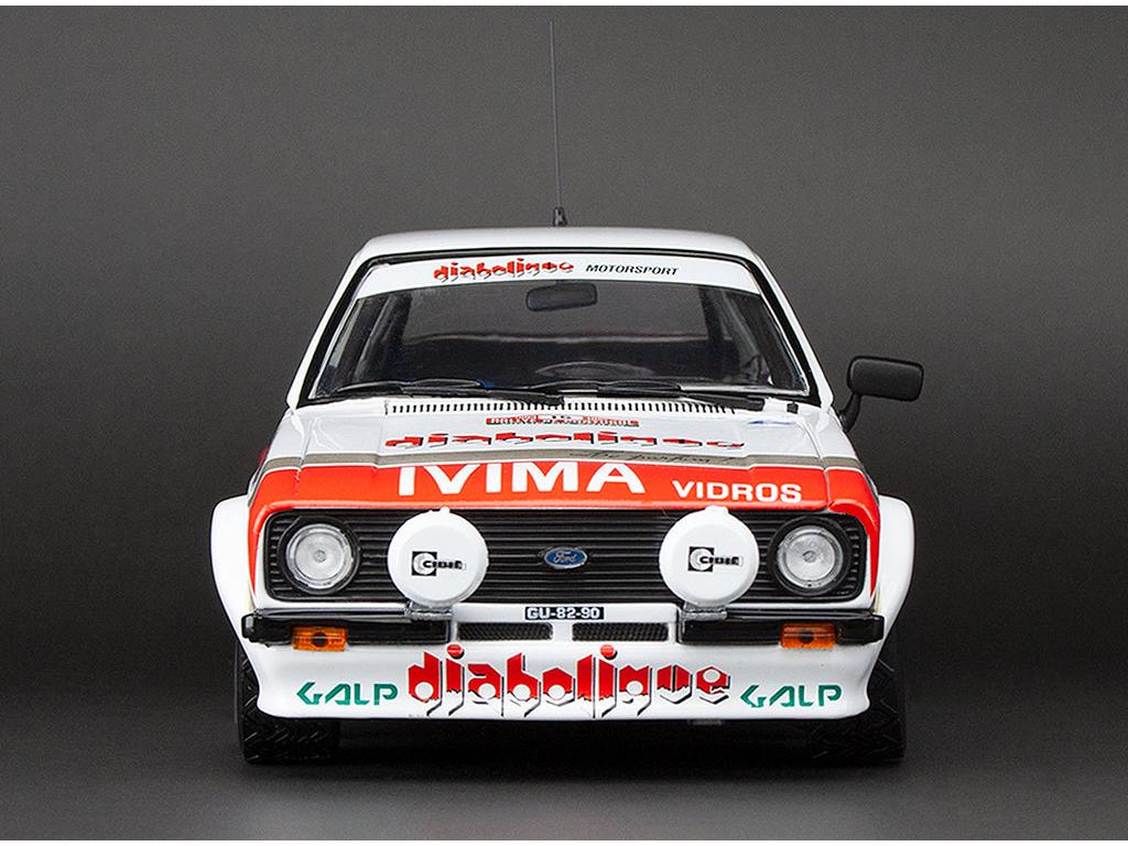 Ford Escort RS1800 #15 Santos and Oliveira Rallye de Portugal Vinho do Porto 1983 1:18 Scale Sun Star Diecast Model
