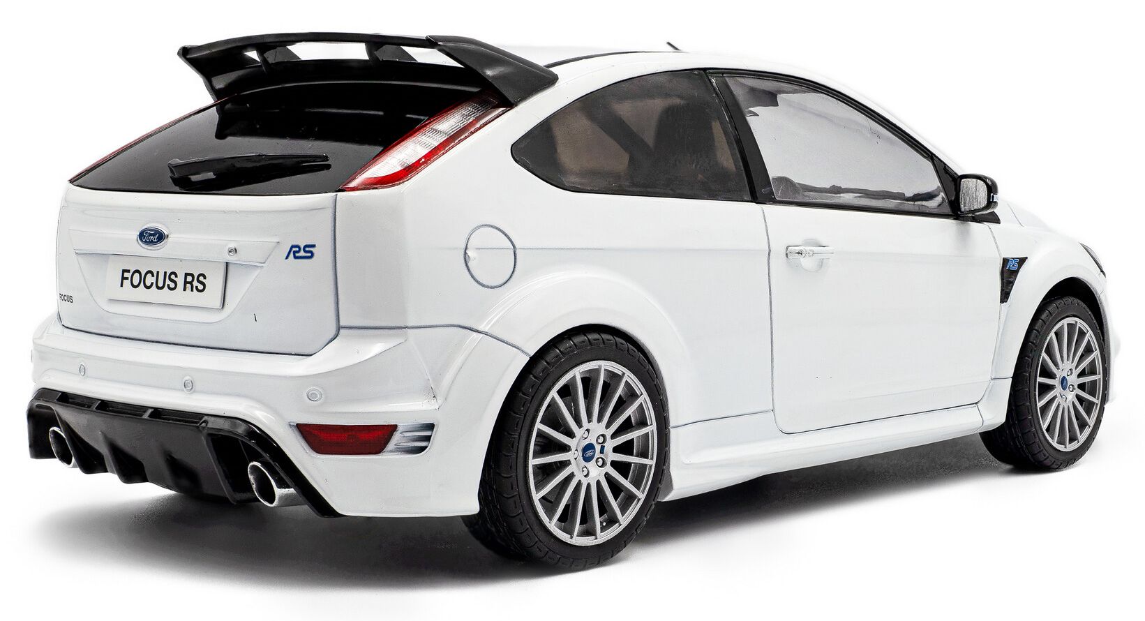 Ford Focus RS Mk2 2009 Frozen White Metallic 1:18 Scale Solido Diecast Model-Solido-Diecast Model Centre