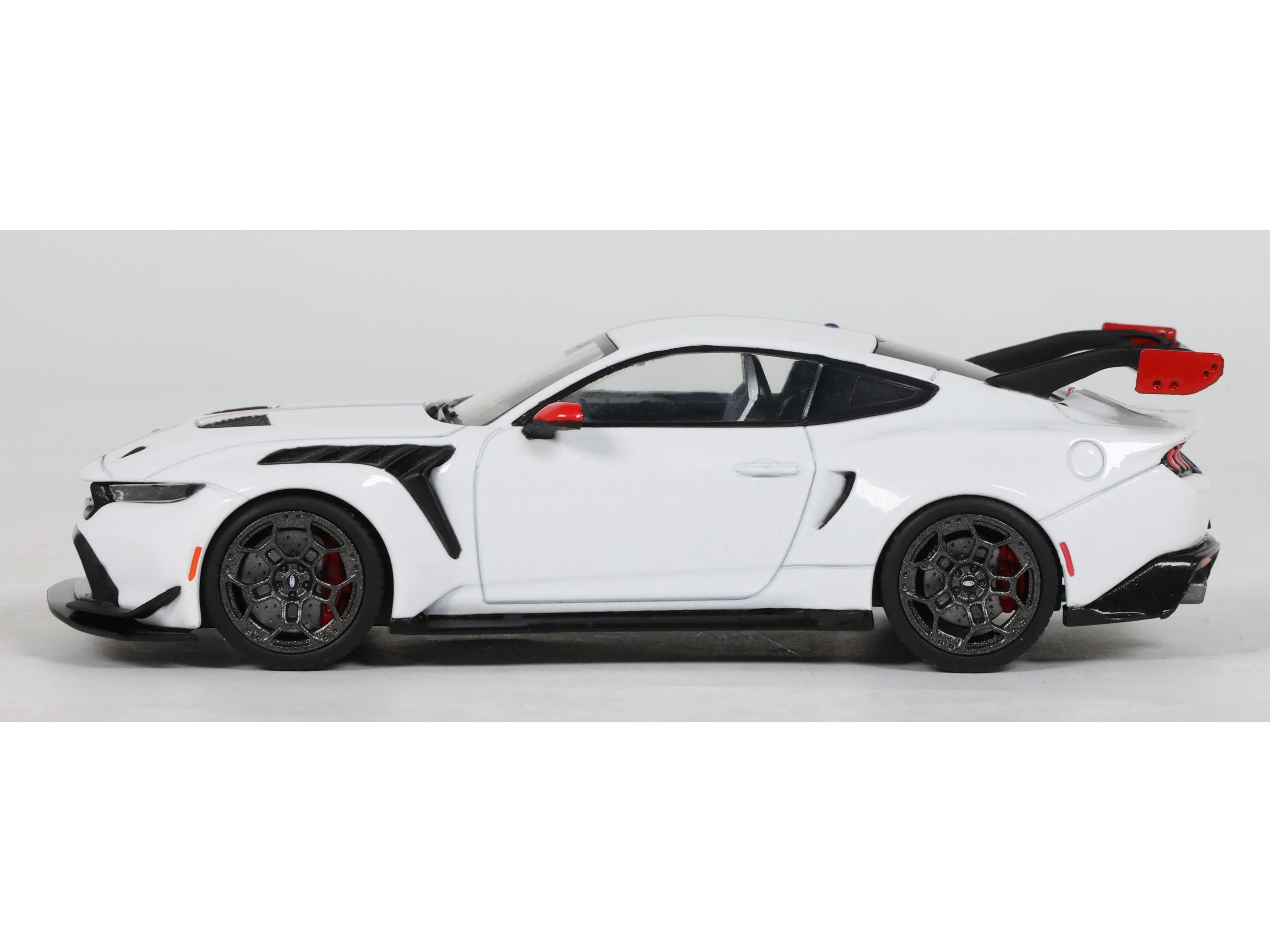 Ford Mustang GTD Frozen White 2025 1:43 Scale Solido Diecast Model Car-Solido-Diecast Model Centre