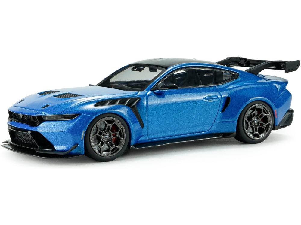 Solido 1:18 KS-R 2024 – Modèle Die-Cast Bleu Métallisé – Réplique Détaillée Avec Socle – Collection Dès 14 Ans