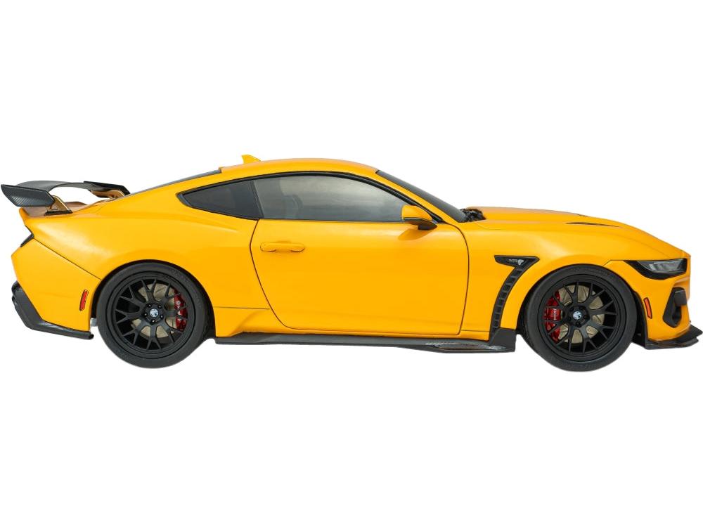 Ford Shelby Mustang Super Snake Orange 2025 1:18 Scale Diecast Car – Solido-Solido-Diecast Model Centre