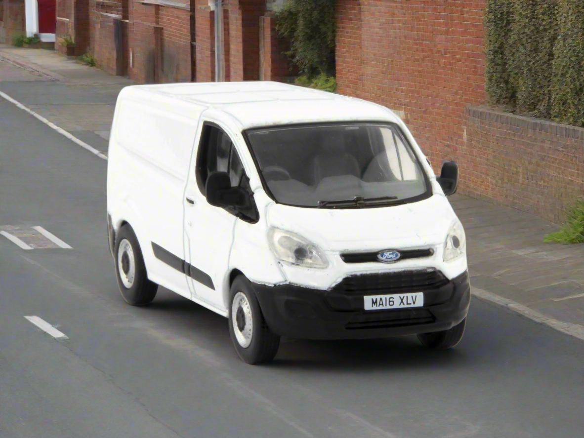 Ford Transit Custom white 1:76 Scale Model Van (Damaged Case Top)