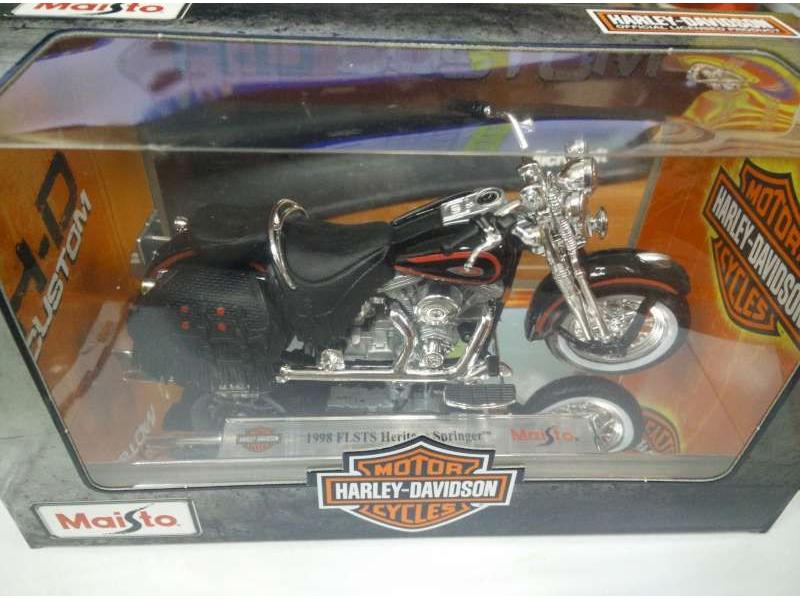 Harley-Davidson Heritage Springer 1998 Black 1:18 Scale Maisto Diecast Model-Maisto-Diecast Model Centre