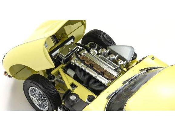 Jaguar E-Type 3.8L Coupe MK1 1961 Pale Primrose 1:18 Scale Diecast Model Car – Kyosho-Kyosho-Diecast Model Centre