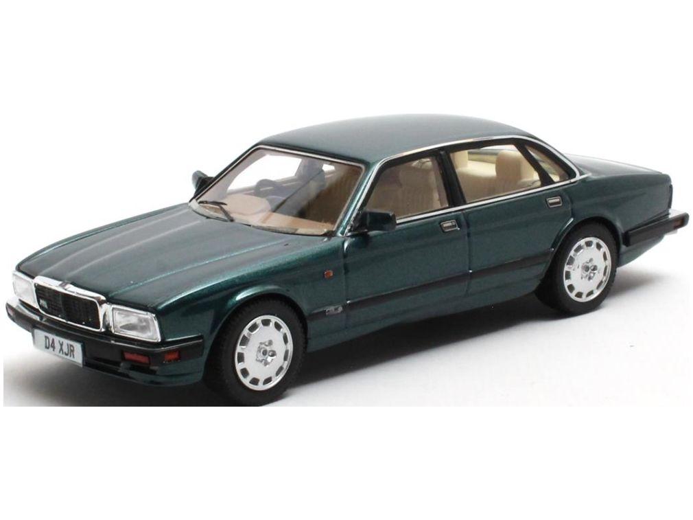 Jaguar XJR (XJ40) Blue Metallic 1991-1994 1:43 Scale Matrix Resin Model Car-Matrix-Diecast Model Centre