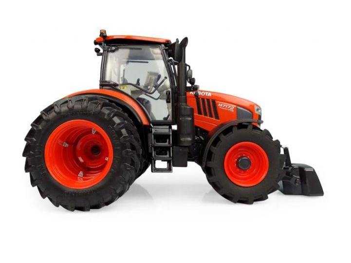Kubota M7172 Tractor w/Dual Rear Wheels 2019 1:32 Scale Universal Hobbies Diecast Model-Universal Hobbies-Diecast Model Centre