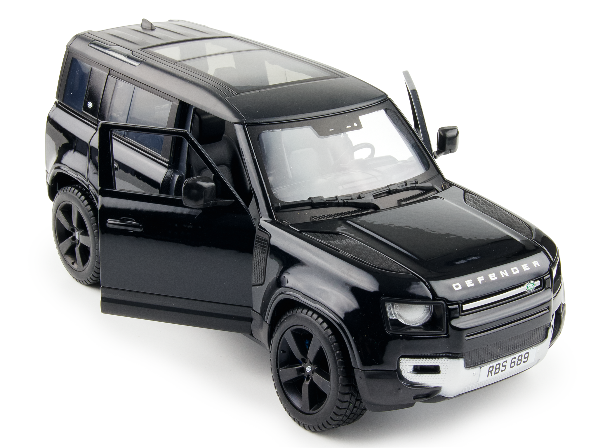 Land Rover Defender 110 Diecast Model 1:24 Scale Black Bburago