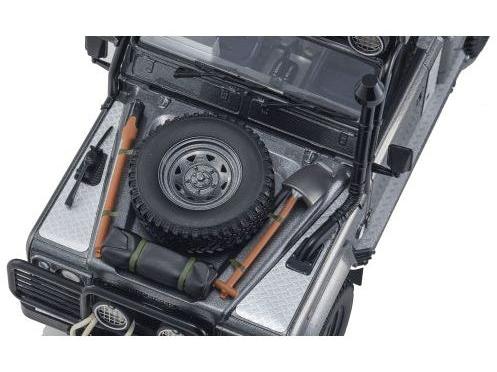 Land Rover Defender 2001 Tomb Raider Edition 1:18 Scale Resin Model Car – Kyosho-Kyosho-Diecast Model Centre