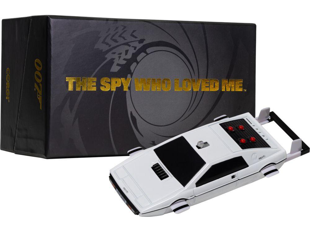 Lotus Esprit Submarine 'The Spy Who Loved Me' James Bond 1:36 Scale Corgi Diecast Model-Corgi-Diecast Model Centre