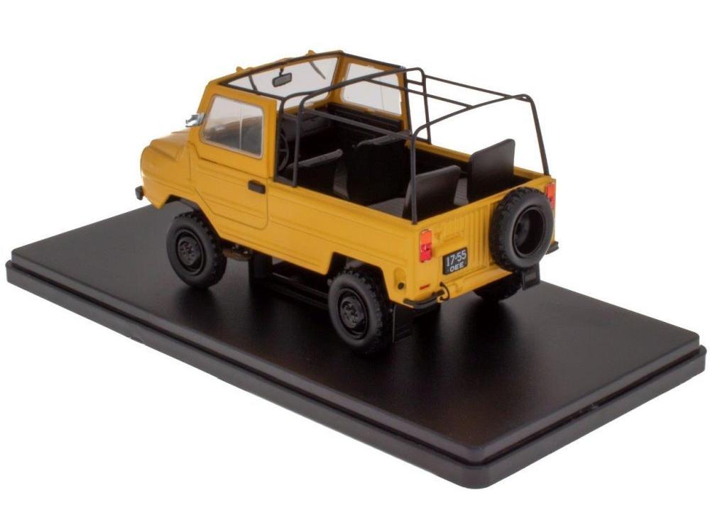LuAZ 969M 'Volyn' 1:24 Scale Unbranded Diecast Model Pickup-Unbranded-Diecast Model Centre