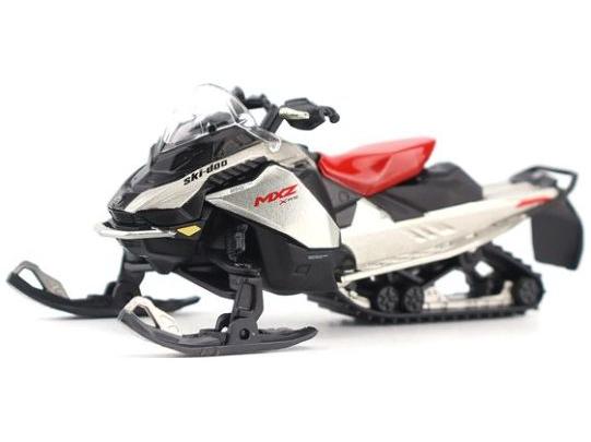 MXZ X-RS White/Black/Red 1:32 Scale Diecast Masters Model-Diecast Masters-Diecast Model Centre