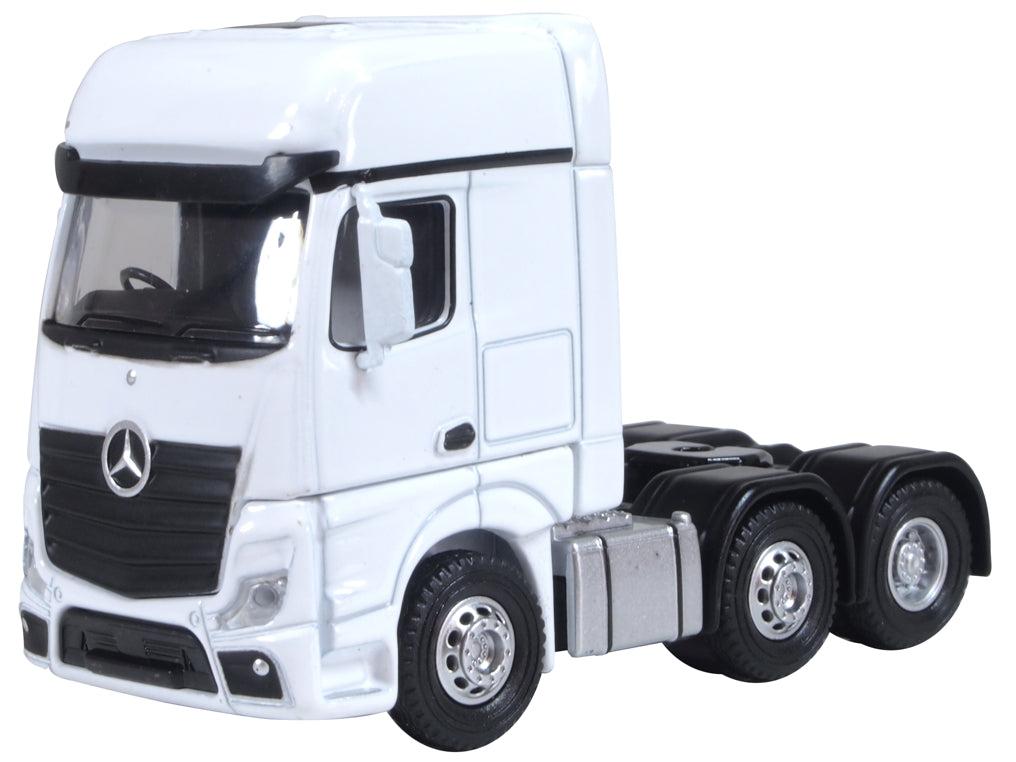 Mercedes Actros Cab White 1:76 Scale Diecast Truck – Oxford Diecast-Oxford Diecast-Diecast Model Centre