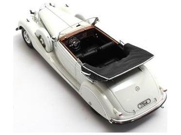 Mercedes-Benz 770K W150 Cabriolet B White 1939 1:43 Scale Matrix Resin Model Car-Matrix-Diecast Model Centre