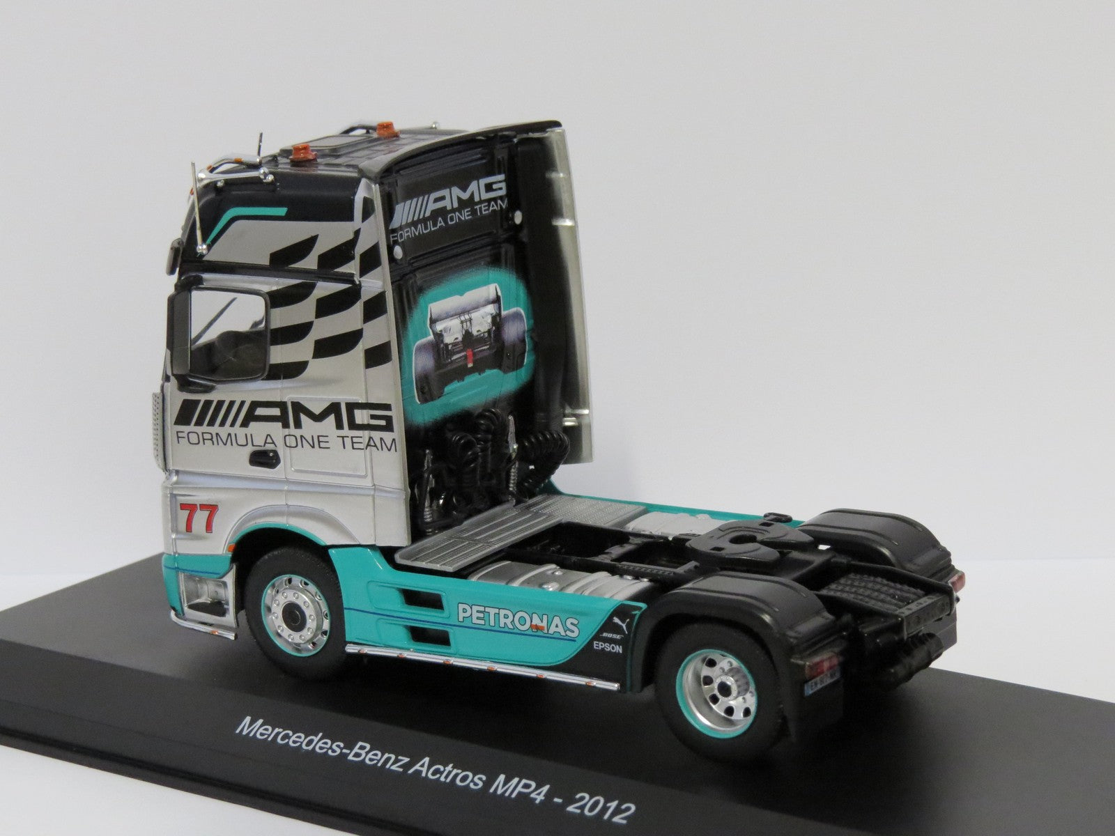 Mercedes-Benz Actros MP4 2012 AMG 1:43 Scale Unbranded Diecast Model Truck-Unbranded-Diecast Model Centre