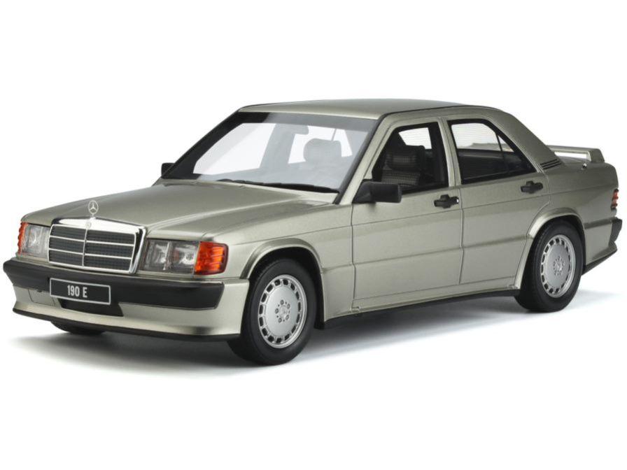 Mercedes-Benz (W201) 190E 2.5 16S Green 1:18 Scale OttOmobile Resin Model-OttOmobile-Diecast Model Centre