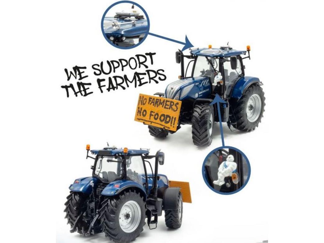 New Holland T7.225 Blue Power Tractor 'No Farmers No Food' 1:32 Scale Universal Hobbies Diecast Model-Universal Hobbies-Diecast Model Centre