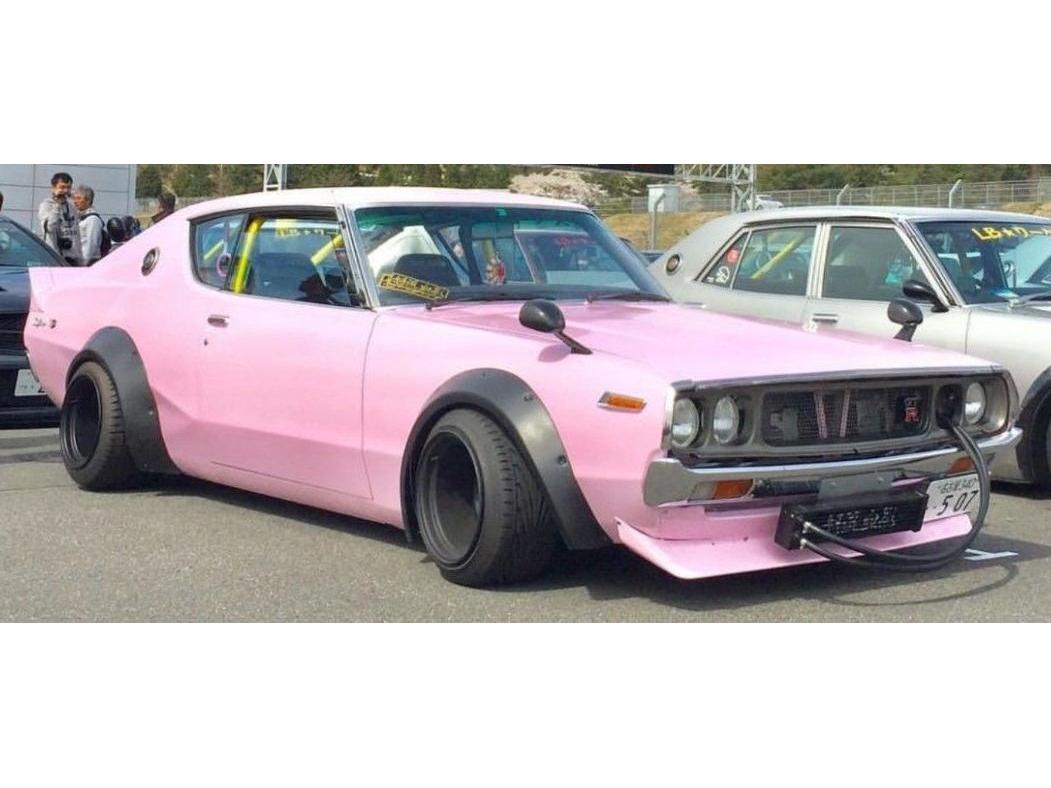 Nissan Skyline GT-R (KPGC110) 'Kenmeri' w/Liberty Walk Body Kit Pink 1972 1:43 Scale Solido Diecast Model Car-Solido-Diecast Model Centre