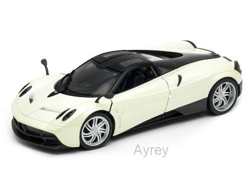 Pagani Huayra Pearl White 1:24 Scale Welly Diecast Model-Welly-Diecast Model Centre