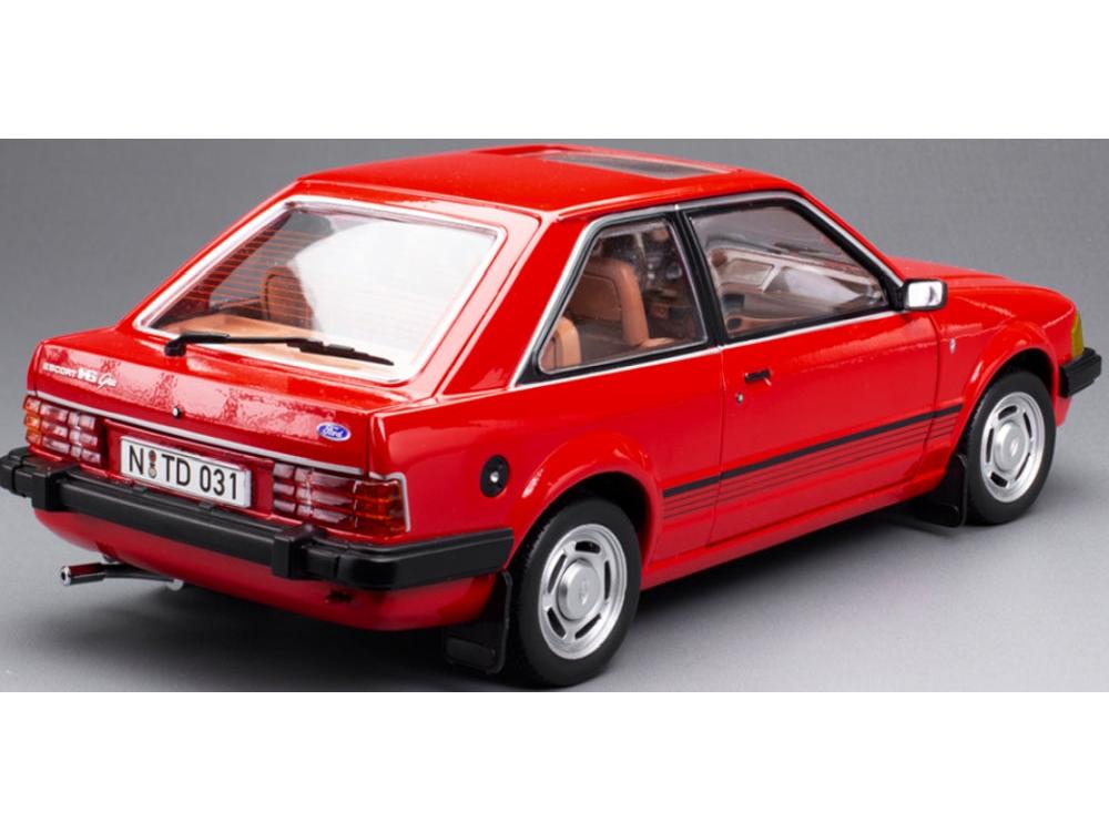 Ford Escort Mk3 Ghia 1981 Red LHD 1:18 Scale Sun Star Diecast Model Car