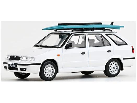 Skoda Felicia FL Estate 1998 White Candy w/Surfboard 1:43 Scale Abrex Diecast Model Car-Abrex-Diecast Model Centre