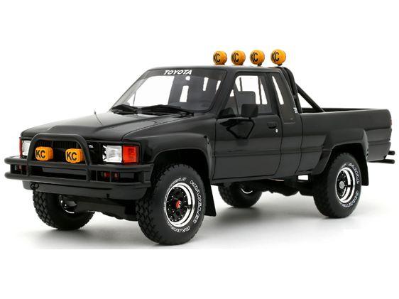 Toyota Hilux SR5 Glossy Black 202 1985 1:18 Scale OttOmobile Resin Model Pickup-OttOmobile-Diecast Model Centre