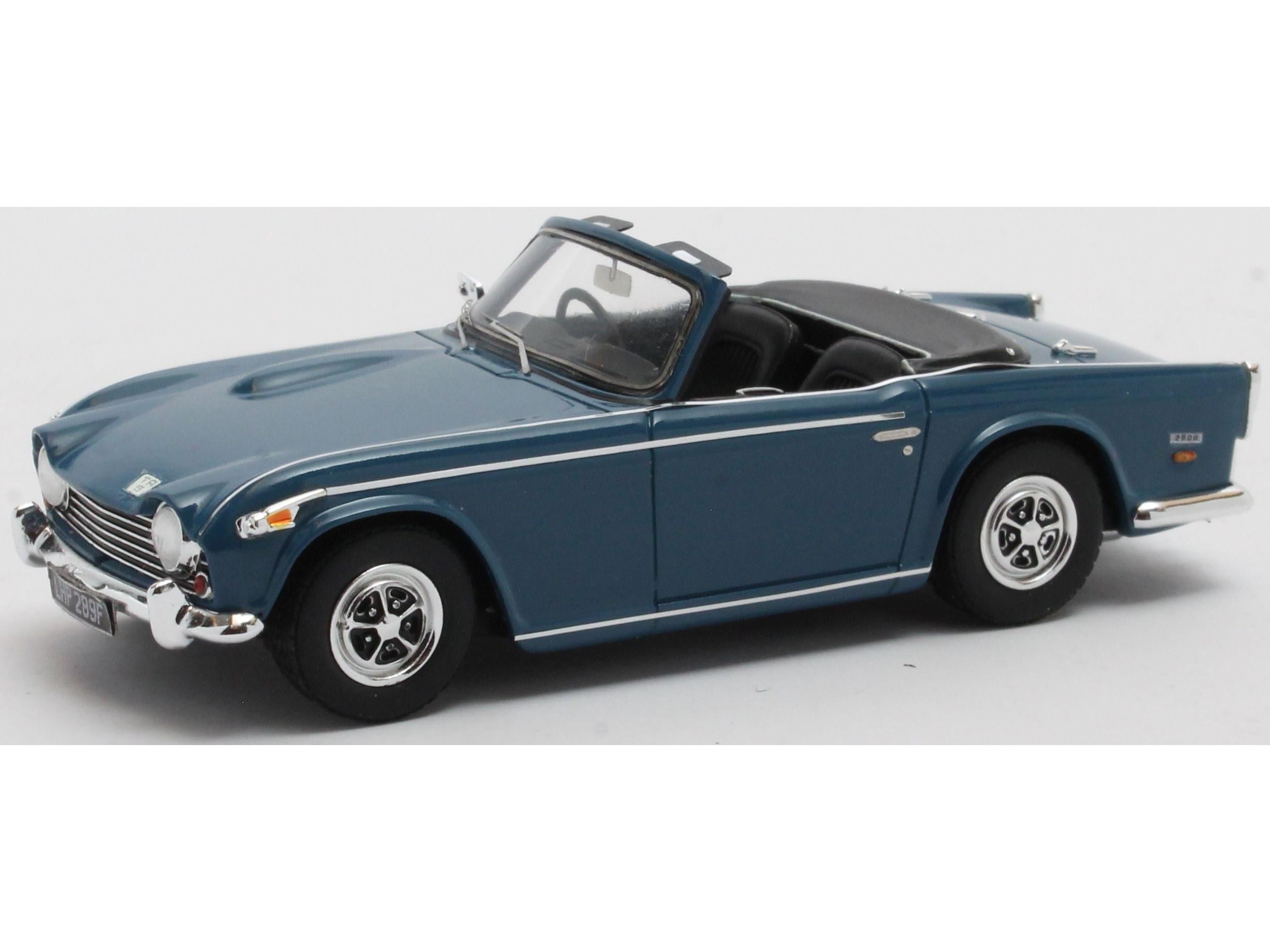 Triumph TR5 p.i. Blue 1967-1968 1:43 Scale Matrix Resin Model Car