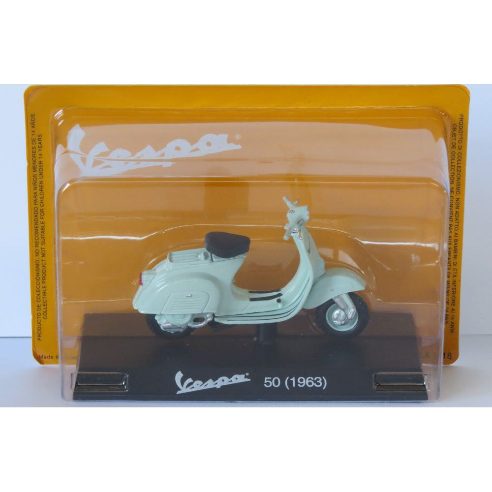 Vespa 50 1963 white - 1:18 Scale Diecast Model Scooter-Unbranded-Diecast Model Centre