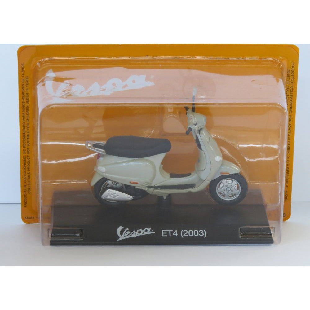 Vespa ET4 2003 green - 1:18 Scale Diecast Model Scooter-Unbranded-Diecast Model Centre