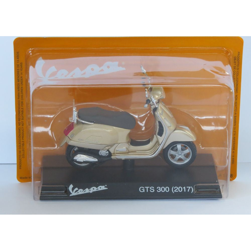 Vespa Gts 300 2017 Gold - 1:18 Scale