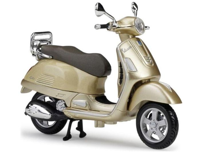 Vespa GTS 300 Gold 1:18 Scale Maisto Diecast Model Scooter-Maisto-Diecast Model Centre