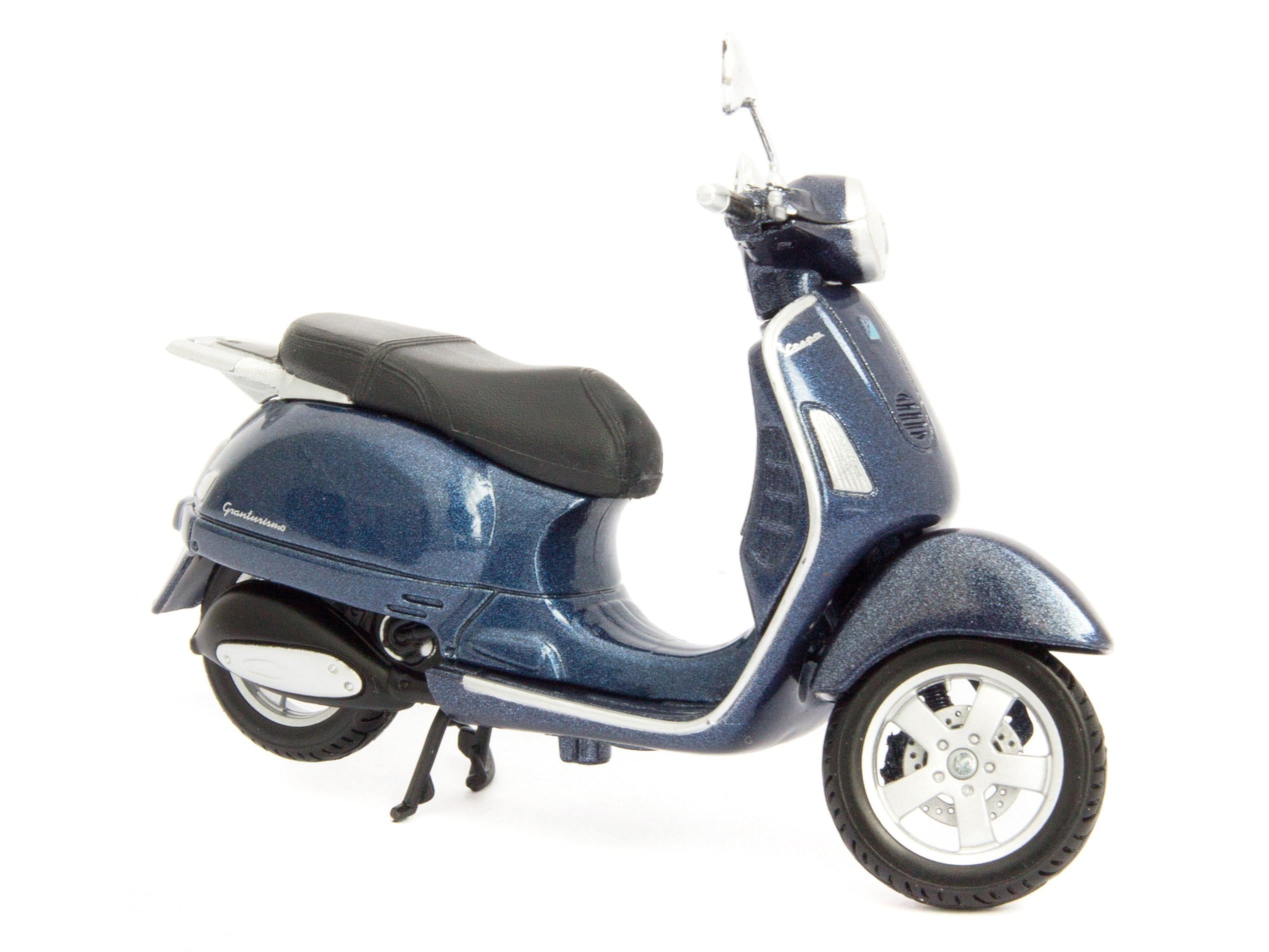 Vespa Granturismo 2003 Blue 1:18 Scale Maisto Diecast Model-Maisto-Diecast Model Centre