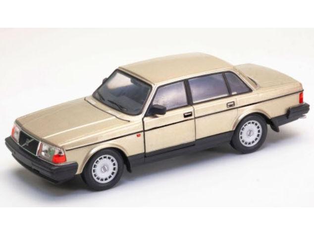 Volvo 240 GL Gold 1:24 Scale Welly Diecast Model-Welly-Diecast Model Centre
