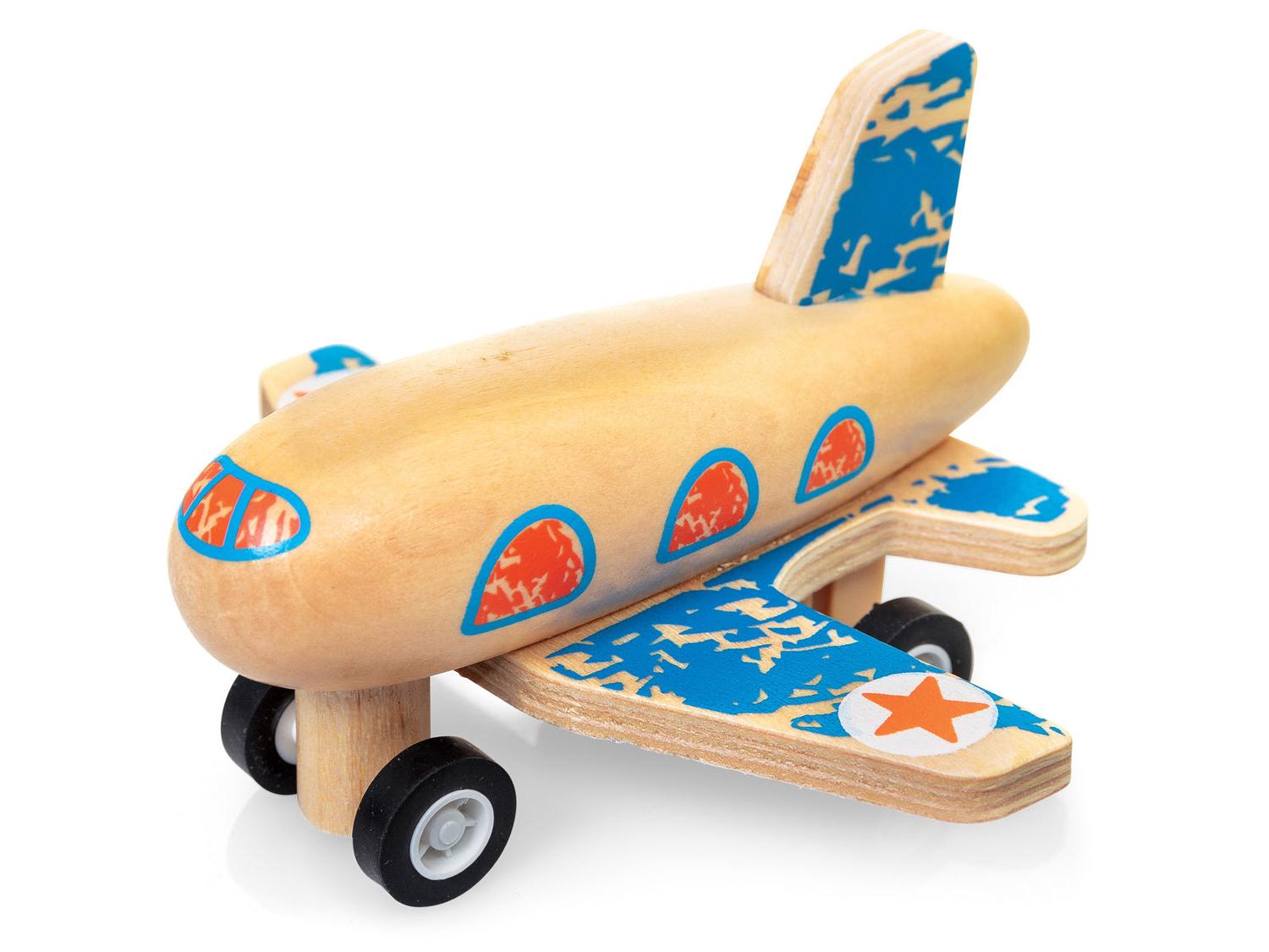 Wooden Pull Back Aeroplane