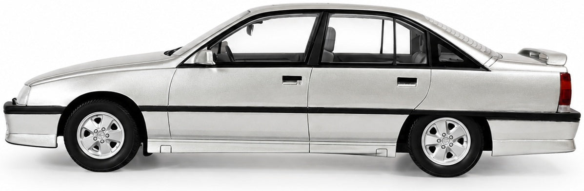 Opel Omega 3000 Star Silver 1987-1994 1:18 Scale Resin Car – Cult