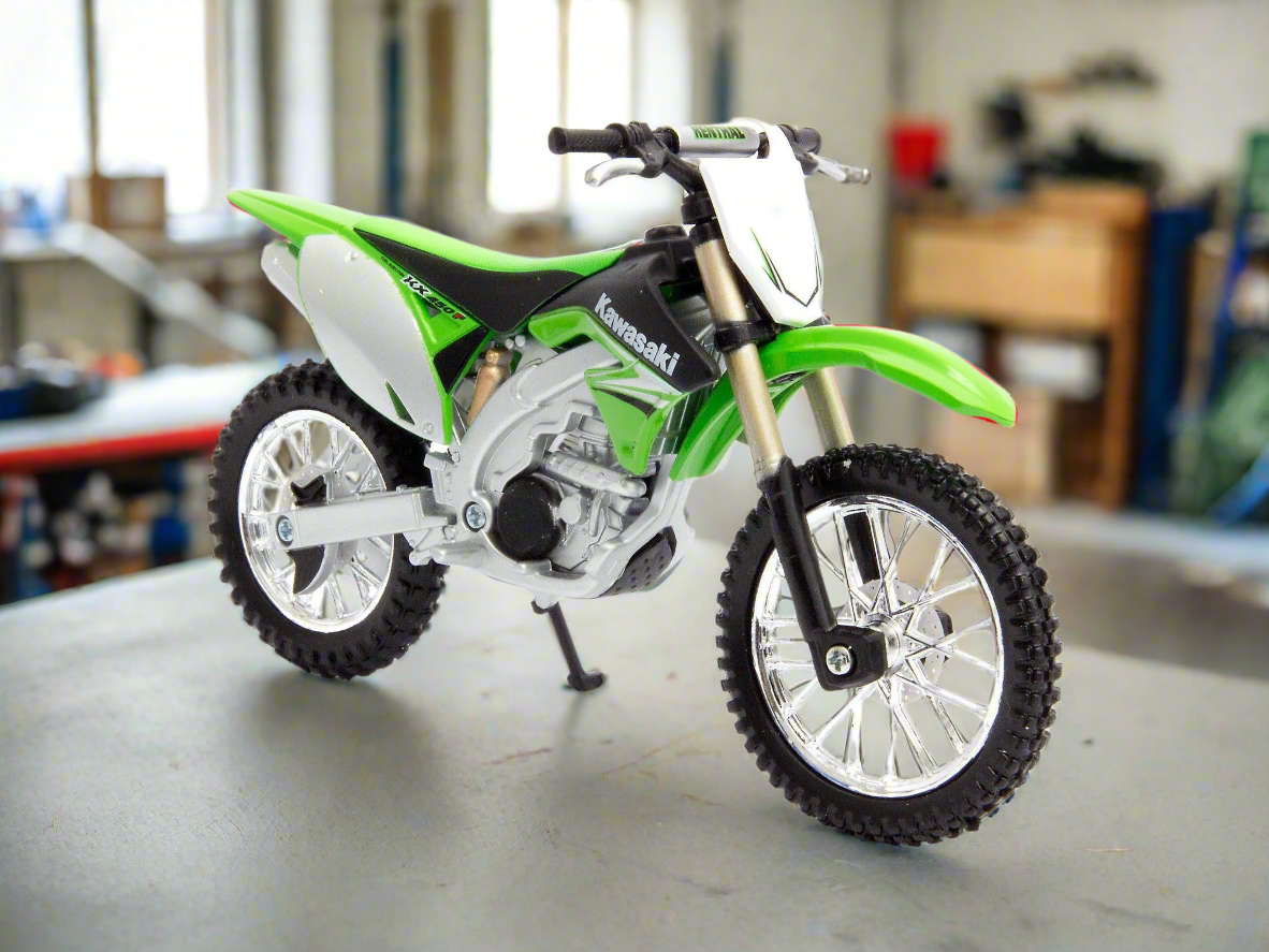 Kawasaki KX450F green - 1:18 Scale Motorbike Model