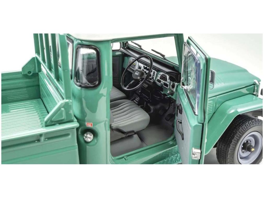 Toyota Land Cruiser 40 Pick Up 1980 Fashion Green 1:18 Scale Diecast Model Car – Kyosho